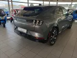 Ford Mustang Mach-E — Foto 3
