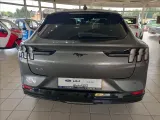 Ford Mustang Mach-E — Foto 4